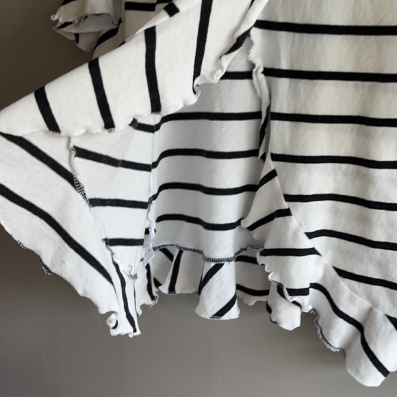 Chaser striped ruffle open back top size XS - Picture 7 of 8